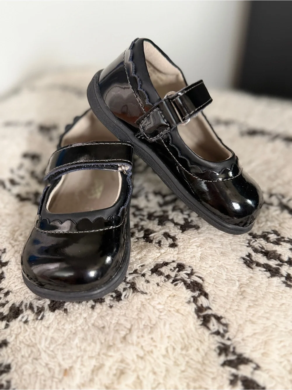 See Kai Run Toddler Girls Black Patent Mary Jane Shoes Size 5 Dress School